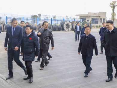 副市長賀輝及各部門領導蒞臨調研園區(qū)企業(yè)發(fā)展情況